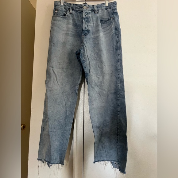 AG Alexxis High Rise Twisted Ankle Straight Jeans in Sphinx - Picture 2 of 8